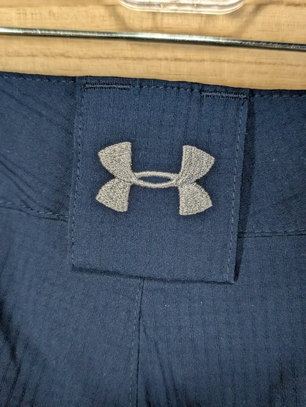 Under Armour Men's Navy Cargo Shorts Size 40